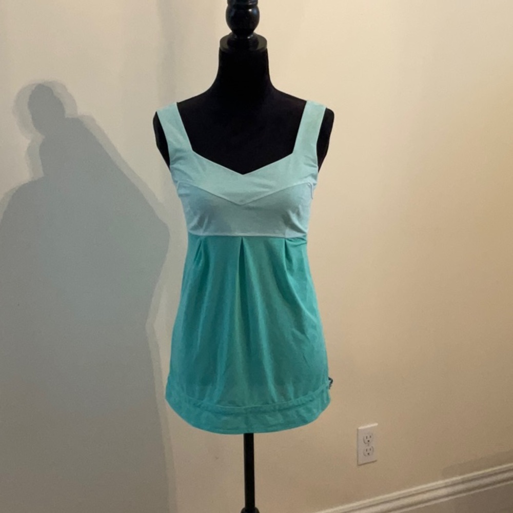 Women's Aqua Sleeveless Top